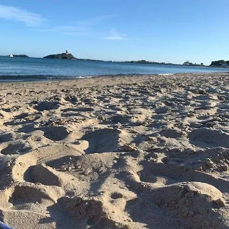 A 80 M Dal Mare, Su Guventeddu Iun R4654 펜션 *